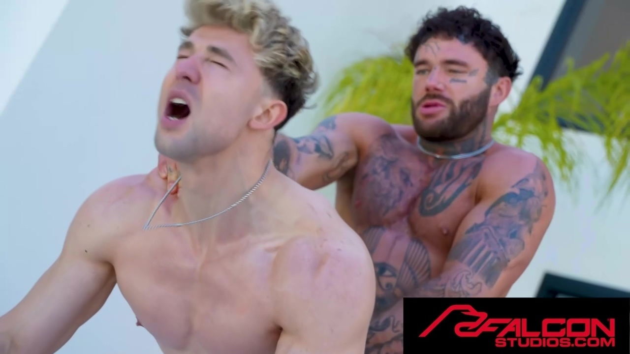 Muscled Inked Hunk Barebacks Cute Blondie Jock Joel Hart Benjamin King