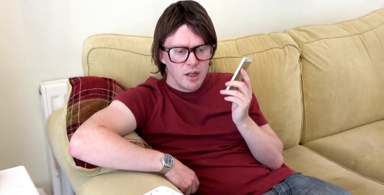 Girling, faphouse, pizza