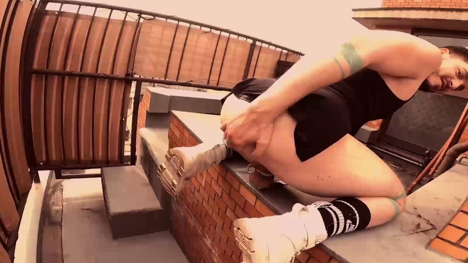 Seductive Axel Abysse Gets Stretched Intense Fisting