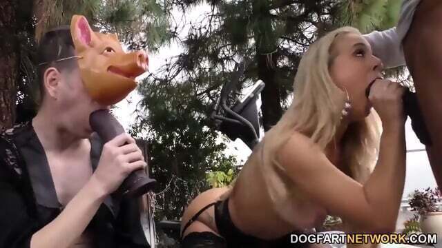 Cherie Ville Enjoys Cuckold Sessions