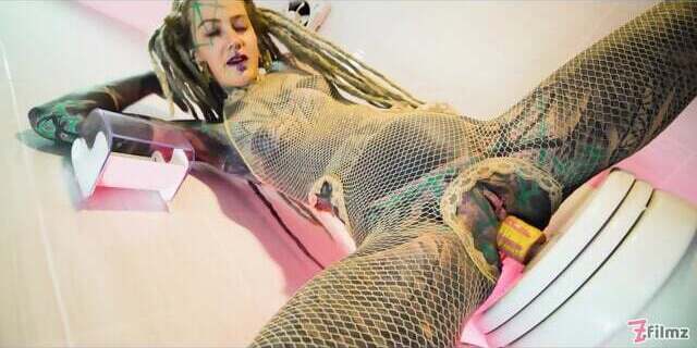 Alternative Tattoo Model Solo Piss Action