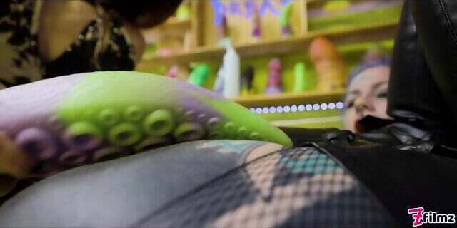 Hard Play With Toys Pussy