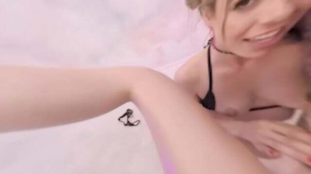 Blonde Hotties, Knox Summer Vixen, Want Yours Their ASS!!!