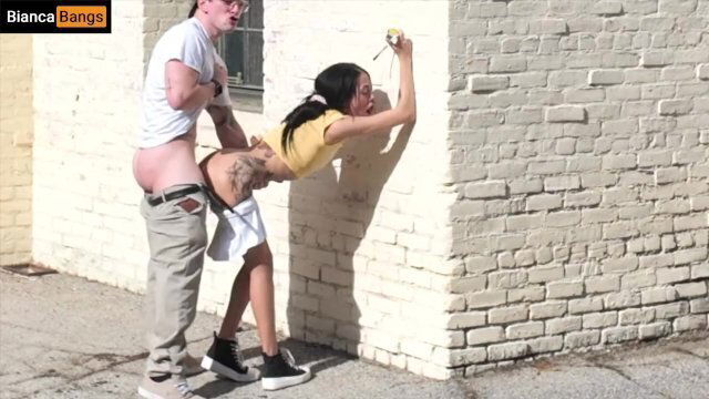 Teen Horny this Morning SHAKING ORGASM Bianca Bangs