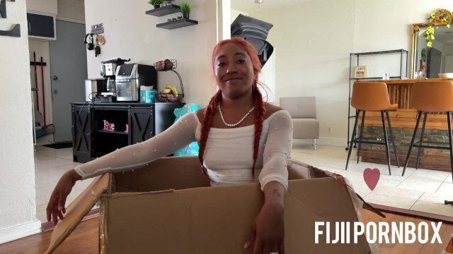 Fucking stepsister bartender pussy then facial please inside