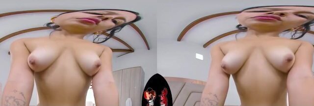 VRLatina Pretty Latina With Porn Scene