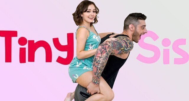 Naive Little Cutie Gets Cherry Popped Stepbrother's