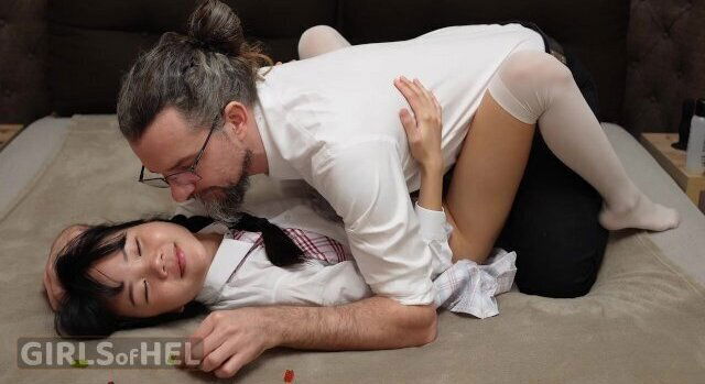 Asian teen gets mouth stuffed with gummy bears load