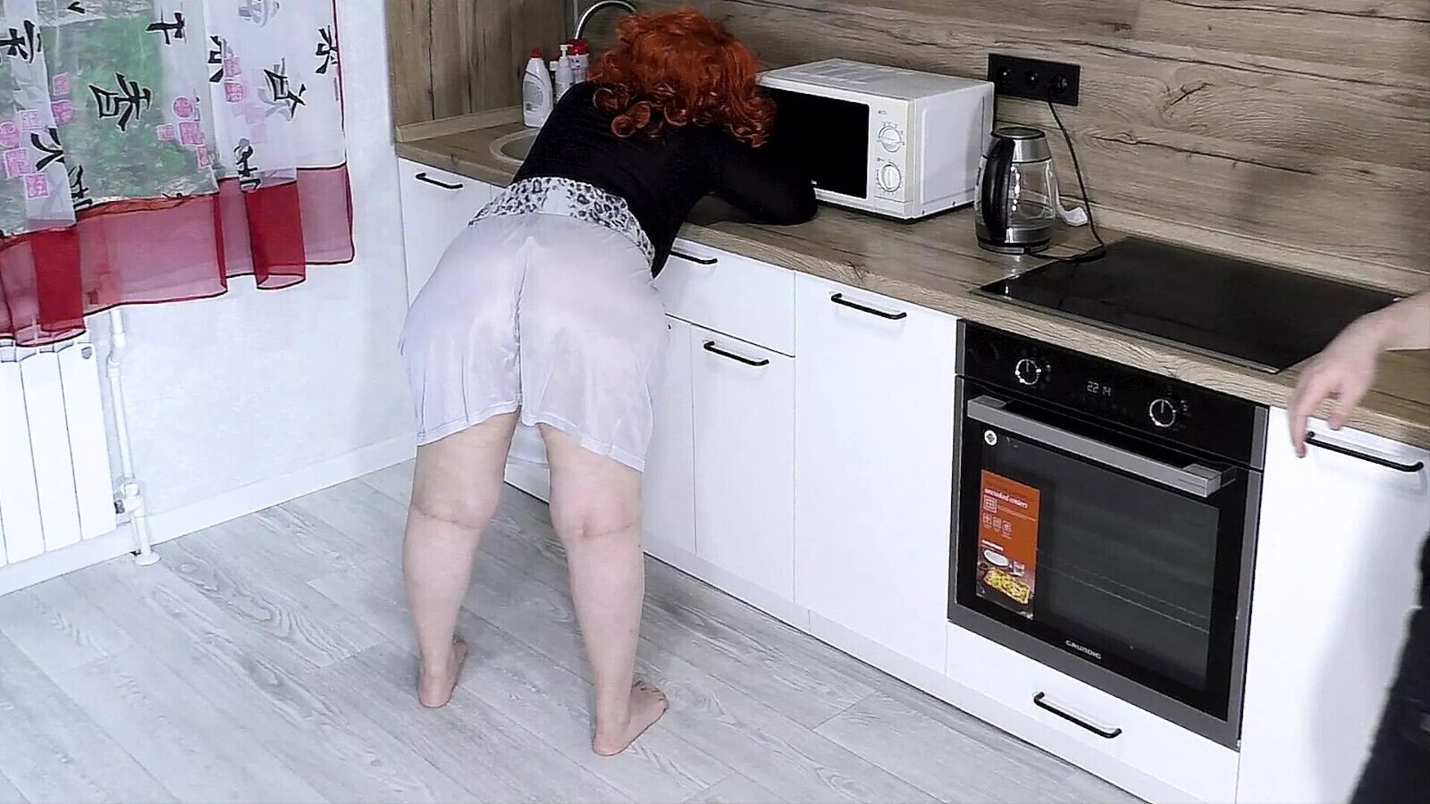 Milf ready relationship, engaged with friend gives blowjob