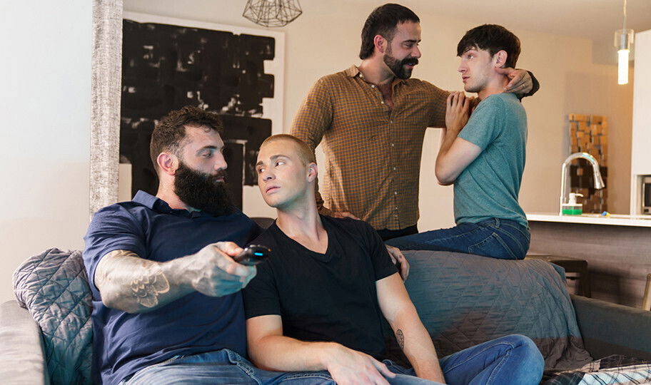 Twink Trade Hunk Bear Stepdads Caught Their Teen Twinks Fondling Join Them Foursome