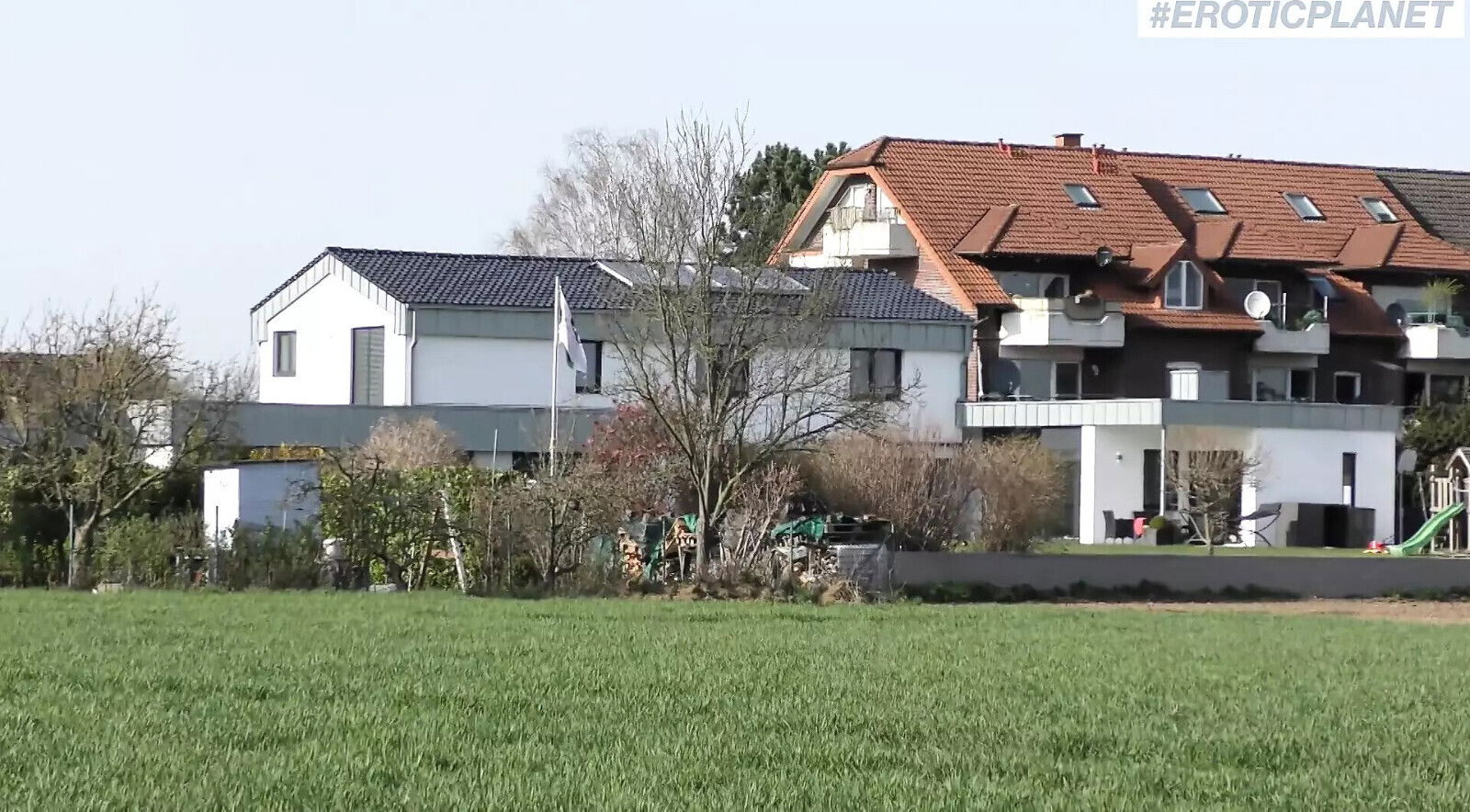 blonde loves deepthroat fuck