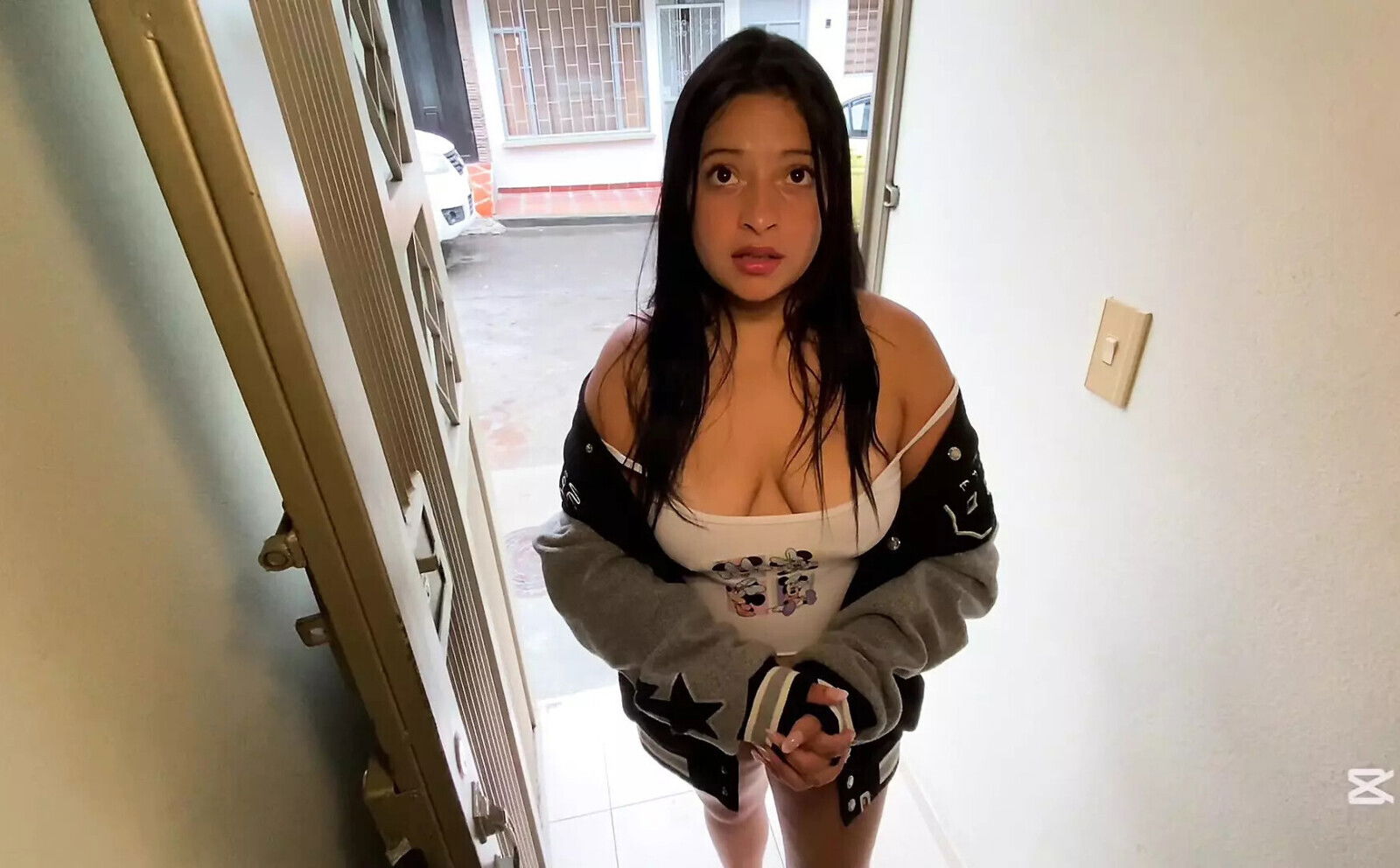 meet sister's friend passing house!