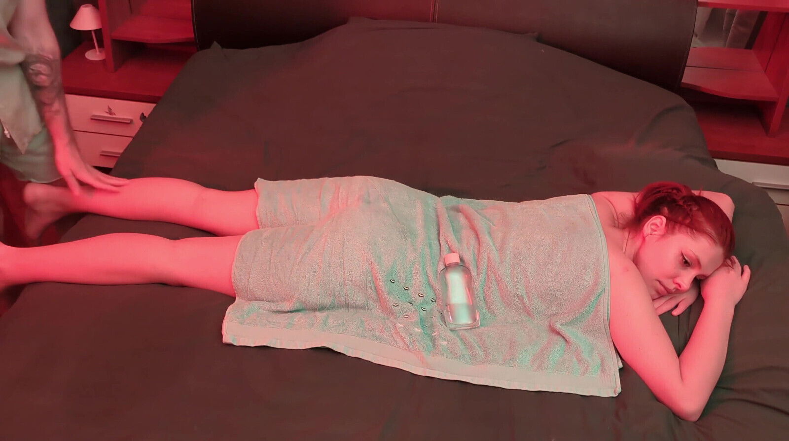 Amateur Massage with Cumshot Face (italian Dialogues)