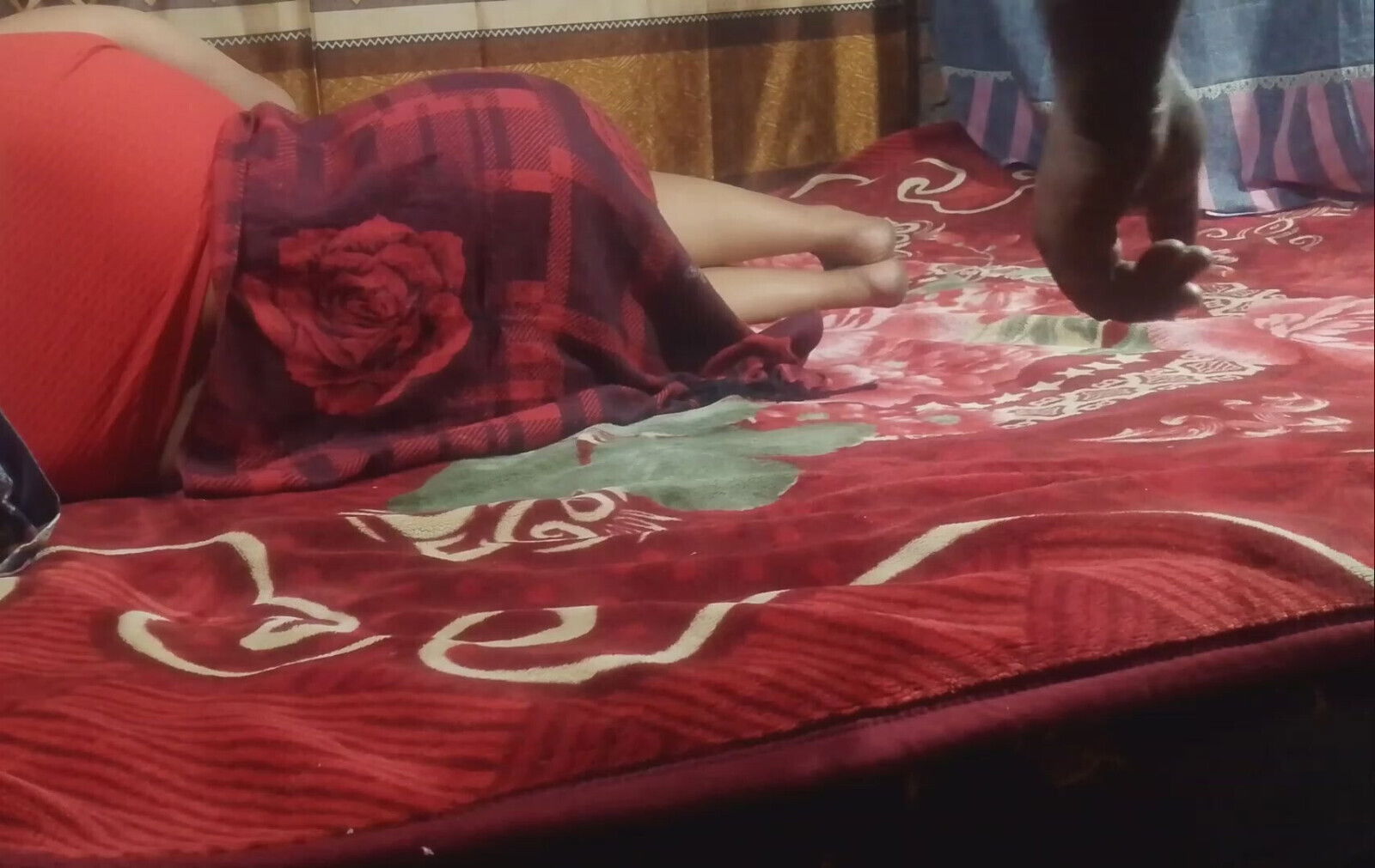 Finding Beautiful stepAunt Alone Home, Sister-in-law Forced Fuck