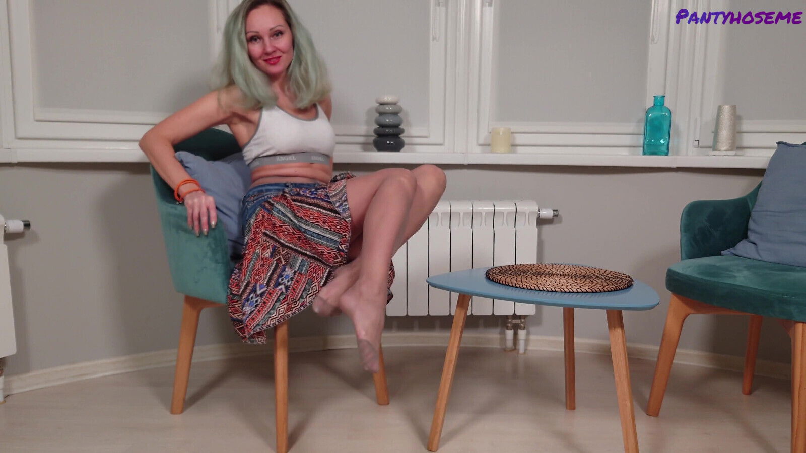 Foxy Love Teasing Pantyhose