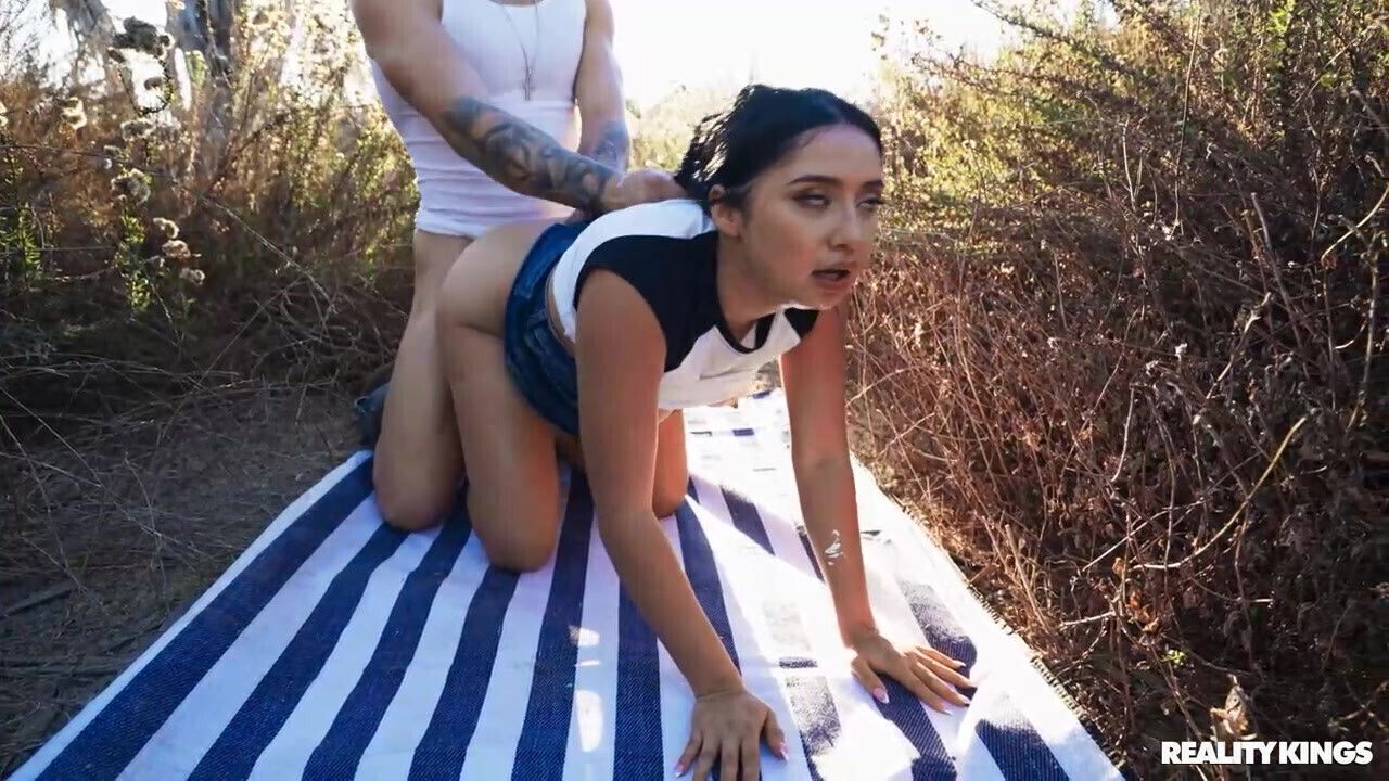 Painting Pussy Reality Kings