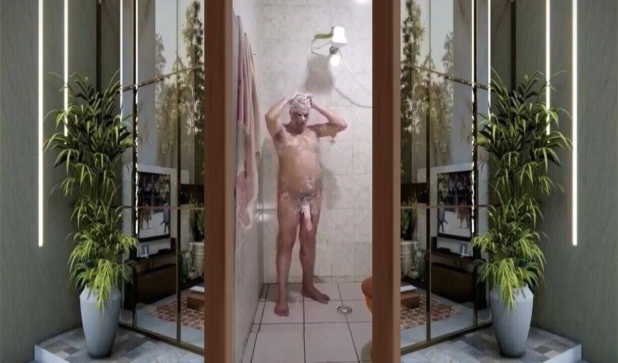 Meu Banho Gostoso Com o Pau Duro 004