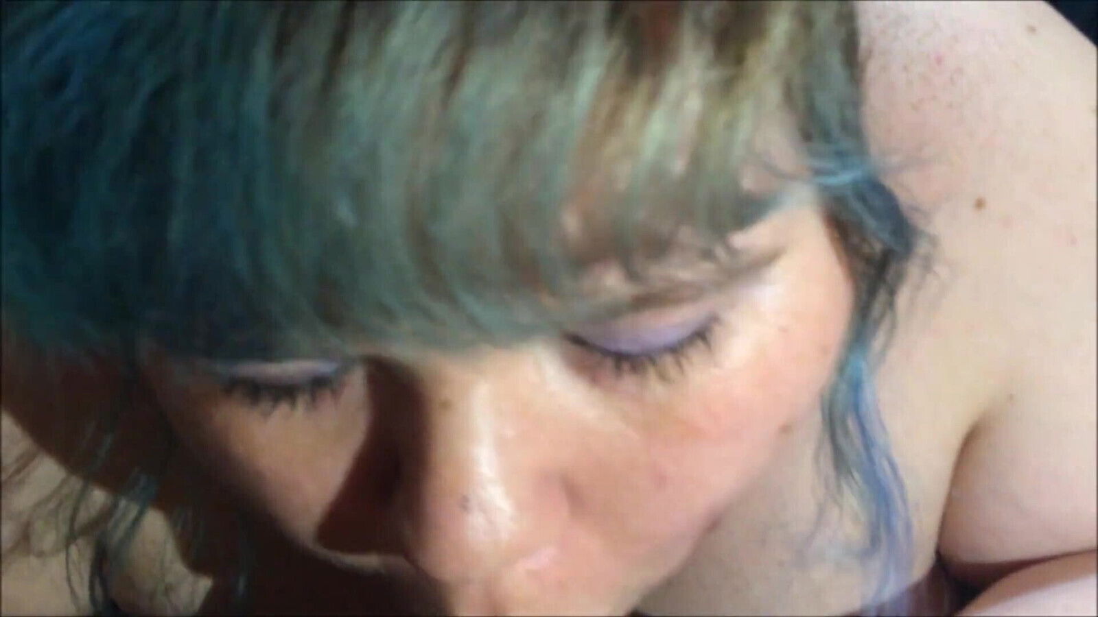 Goth Girlfriend Sucks