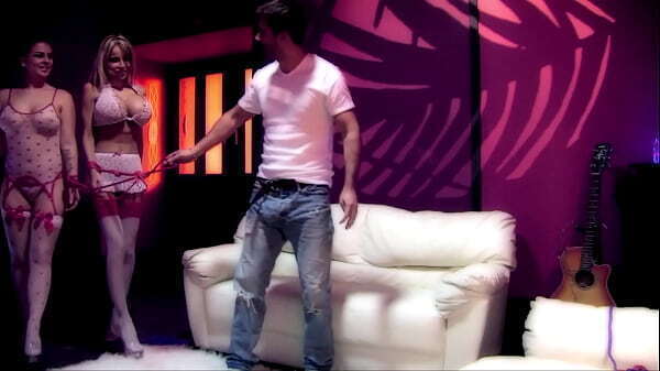 Danielle Derek Isabel Take Turns Sharing