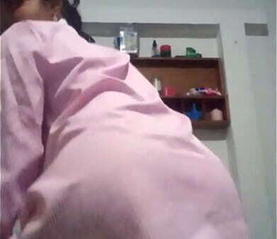 Esposa negra baila amante para llene leche cama matrimonial