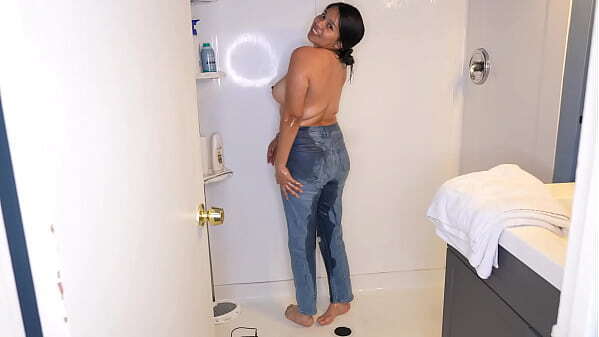 Latina Wets Pants, Panties, Strips Showers