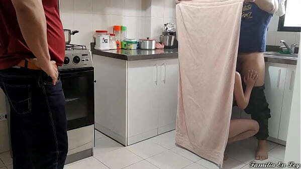 Madrastra Perra Gusta Folle Lado Marido Cornudo Complace