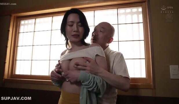 Appearing super popular series, large exclusive years! After having with husband make baby, father-in-law keeps creampieing me... Nami Okimiya Okinomiya Nami...WER