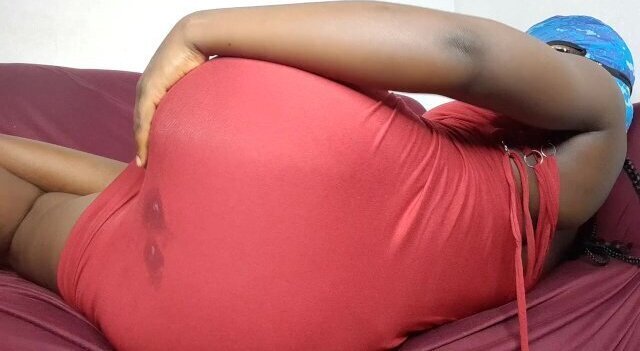 sideways twerk sofa stepsis