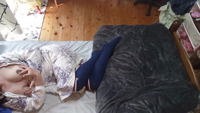 フォロワーさんからもらったクッションでオナニーしてみた🥹