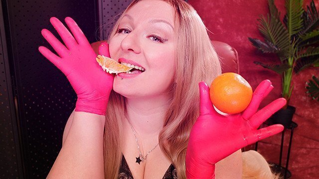 ASMR: nurse gloves eating oranges! Grander