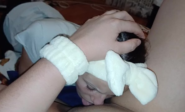 housekeeper only does housework, also satisfies sexual needs Lesbian_Illusion