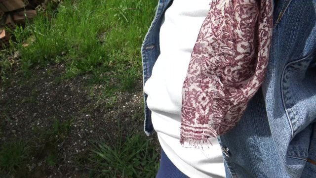 Kürt üvey anne üvey oğlu İstanbul'da halka açık ormanda romantik vakit geçiriyor