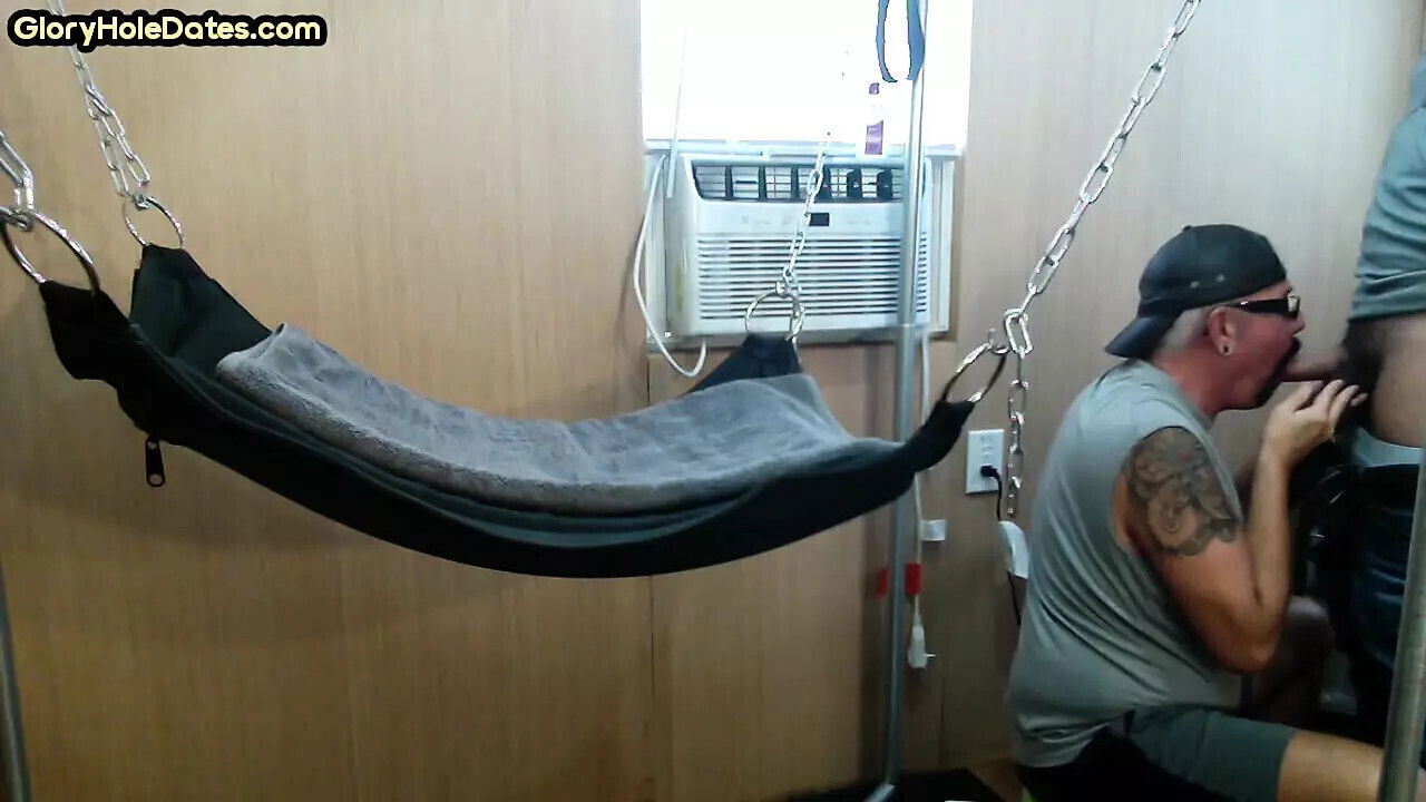 Gloryhole DILF analpounded