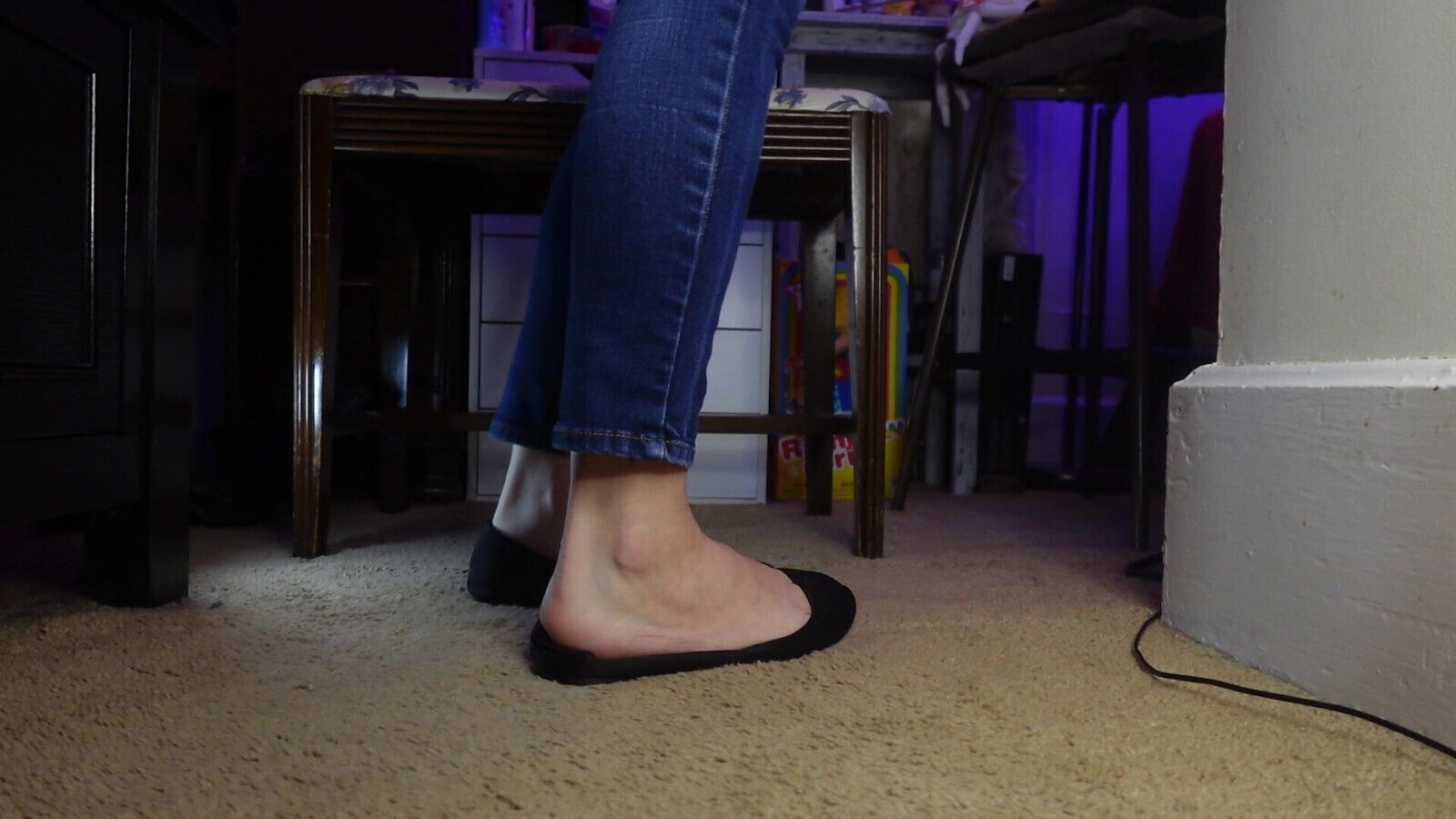 Playfully Dangling Flats