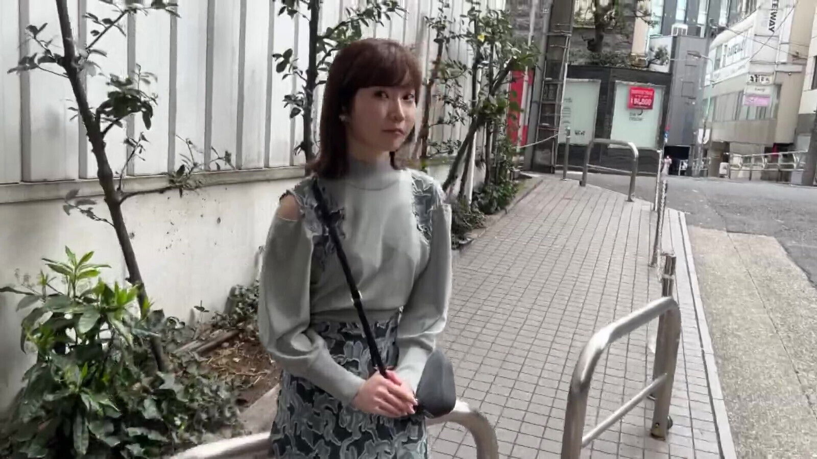 Part Unauthorized Creampie Cafe Girl! Slutty Girl Half-mad mari (21)