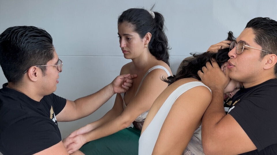 just broke with boyfriend have comforts