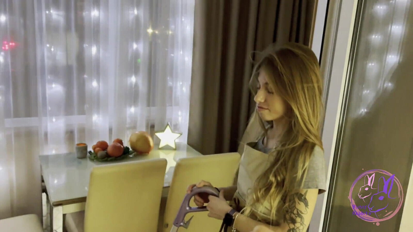 Fuck Housemaid While Wife Work