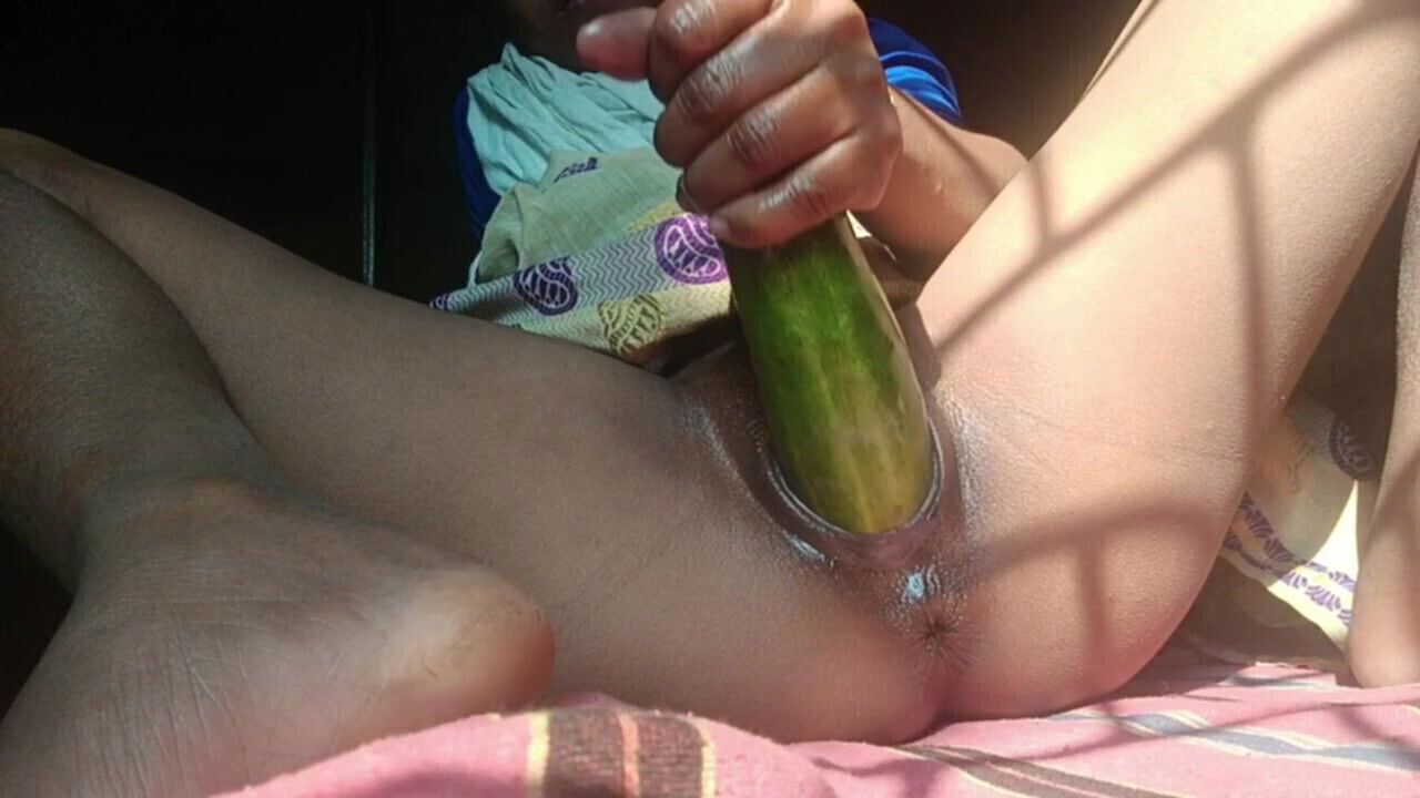 Desi horny village girl masturbating with cucumber