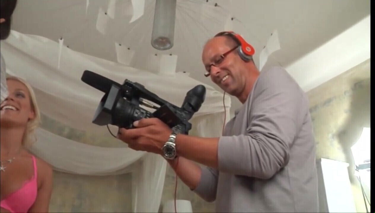 Amateur Couple Exchanges with Lots Fucking Beautiful Girls Orgies Full Movie