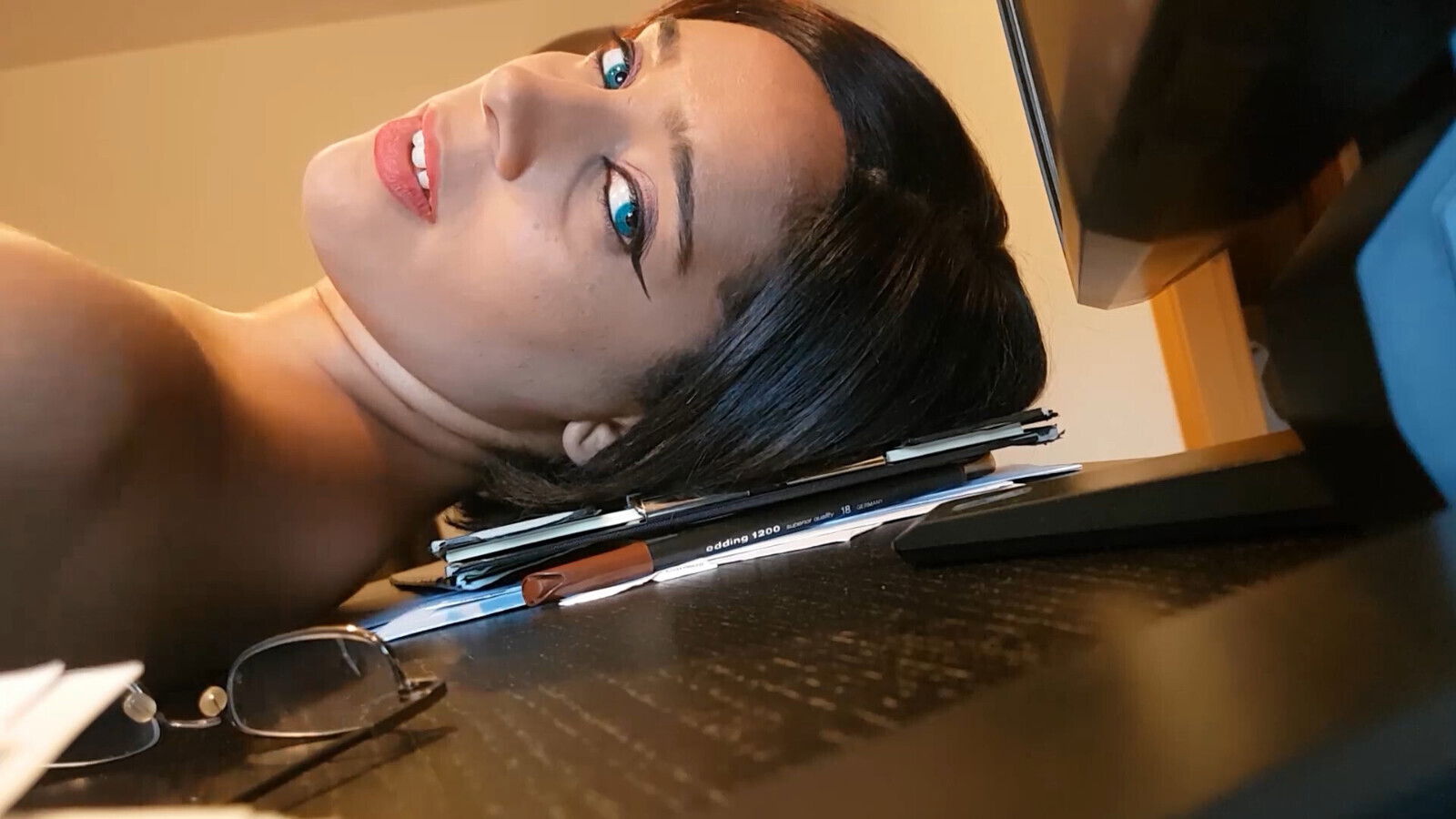 have fuck horny boss