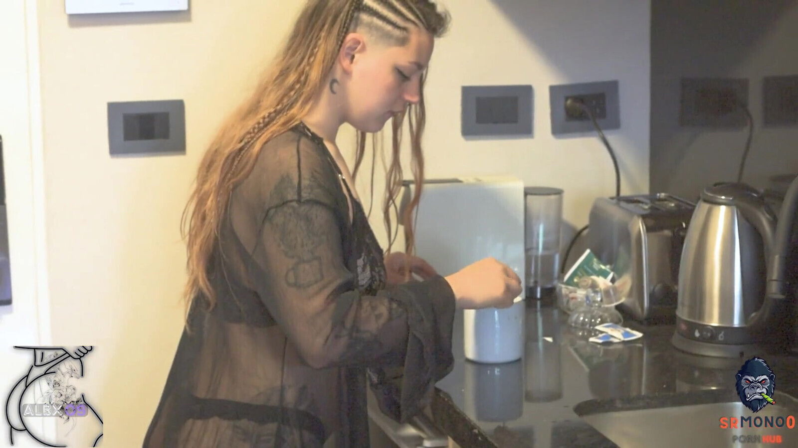 Brought Coffee Missing Milk Albx09