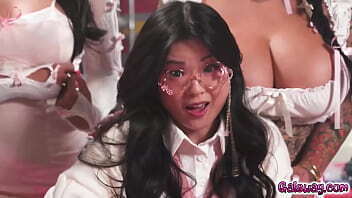 Chus beautiful Asian girls friends delighted with what suggests them