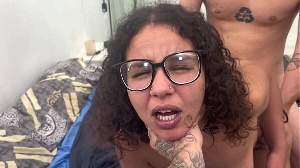 Chica Mora Quiso Probar Follar Hombres