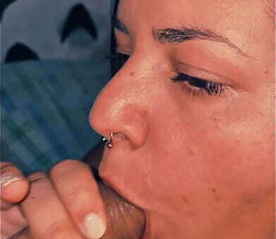 Plus-size beauty cums hard this homemade video