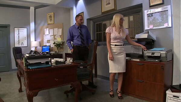 Darryl Hanah Jaelyn Threesome