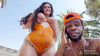 Curvy Brunette Josie Jaxxon Gets Banged Jizzed Rome Major!