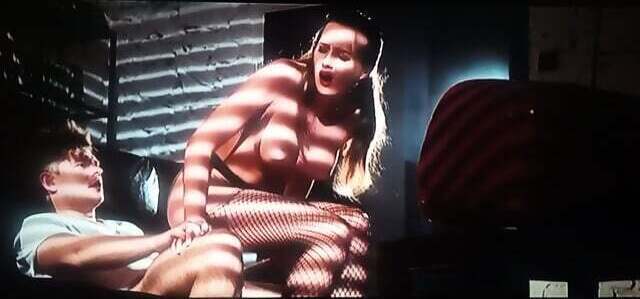 Canada IPTV- Super Ecran Erotisme Extraconjugal- feat. Moon Michael