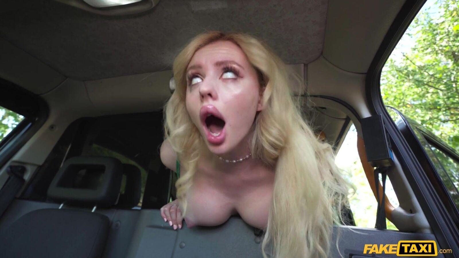 Cool Taxi I've Already Missed Flight with Busty Blonde Ruby