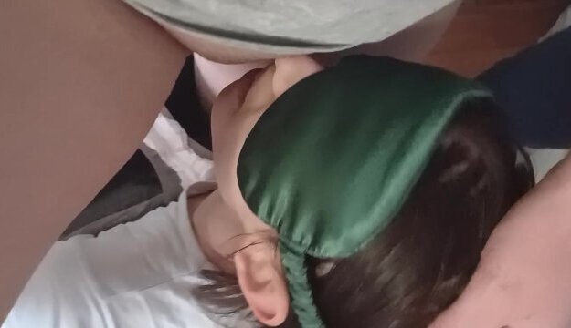 blindfolded girlfriend wouldn't licking neighbor's pussy IkaSmokS