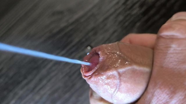 Дрочу стоны показываю выходит сперма крупным планом